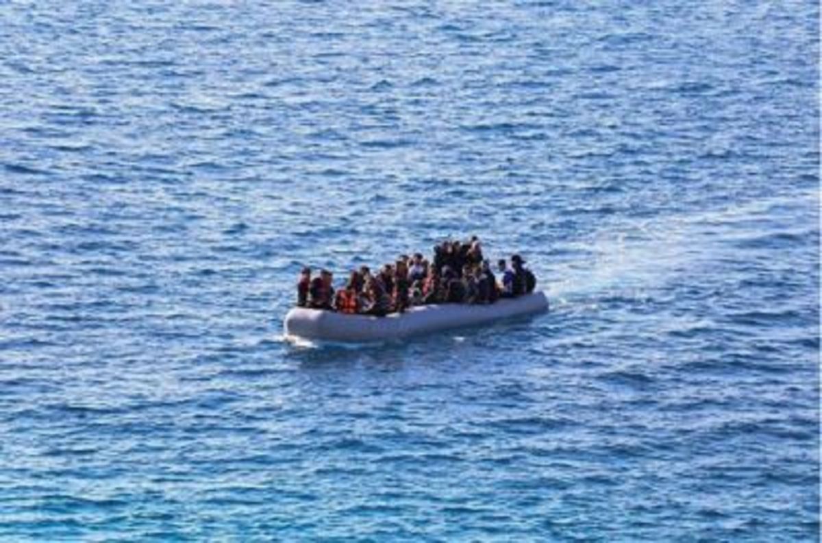 Λέσβος: Αγνοούνται τρεις μετανάστριες που έπεσαν από βάρκα