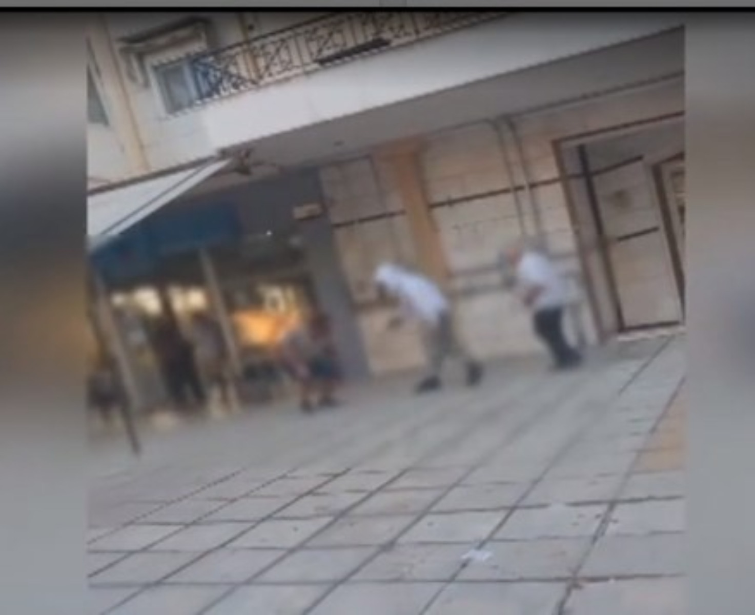 Πυροβολισμοί Θεσσαλονίκη: Καρέ – καρέ το βίντεο της επίθεσης