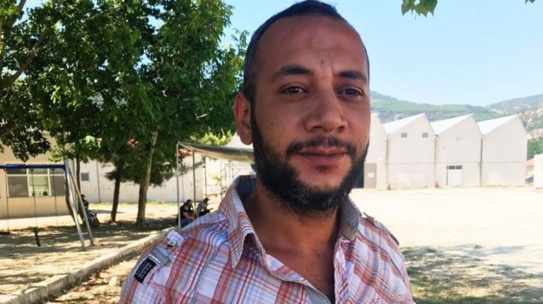 Καβάλα: Το ευχαριστώ της 80χρονης στον Παλαιστίνιο σωτήρα της – “Τον έχω πλέον σαν παιδί μου”
