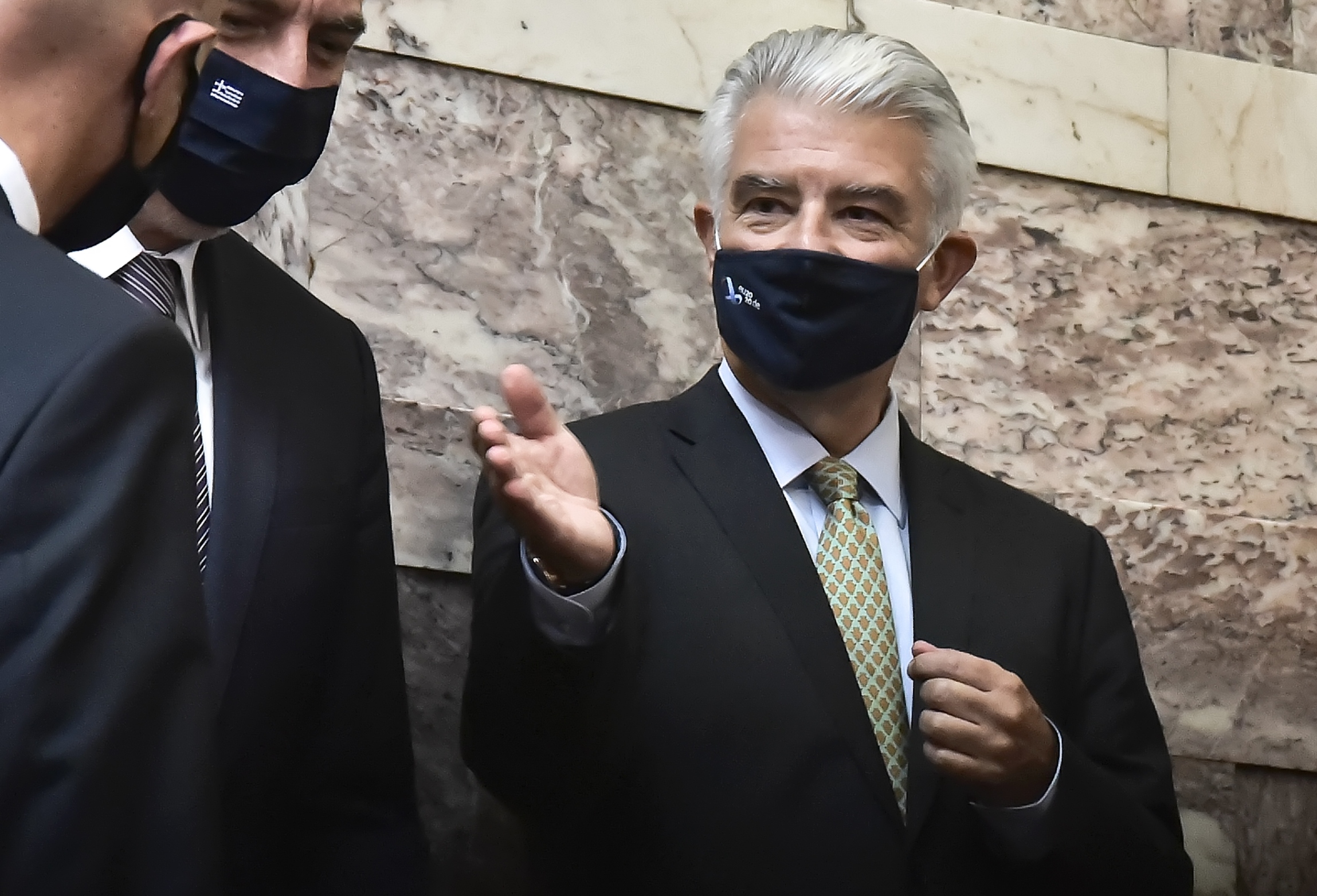 Ερνστ Ράιχελ: Προσωπική υπόθεση της Μέρκελ να αποφευχθεί η στρατιωτική σύγκρουση με την Τουρκία