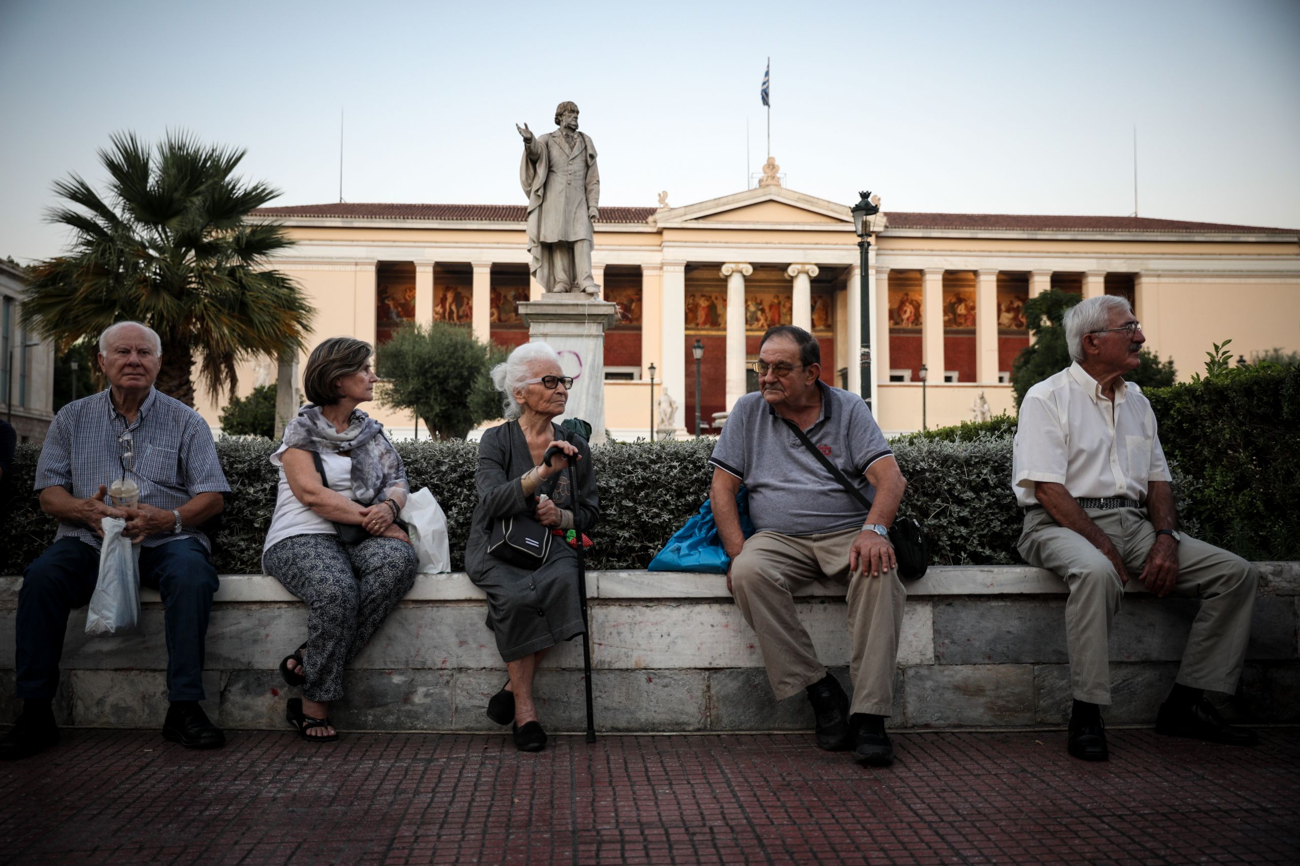 Αλλάζουν όλα για να βγει κάποιος στη σύνταξη