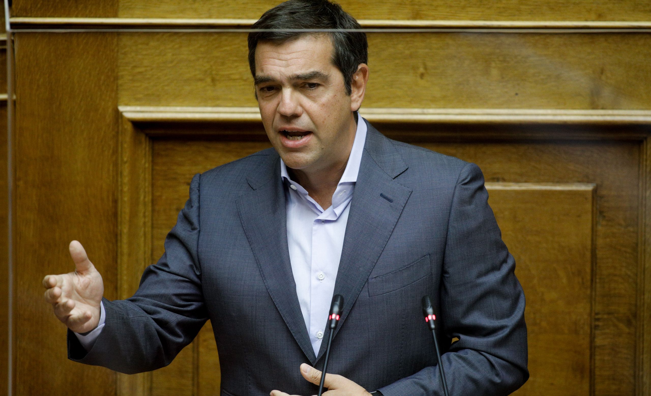 Τσίπρας σε Μητσοτάκη: Είστε κυβέρνηση με Λουδοβίκους και Μαρίες Αντουανέτες