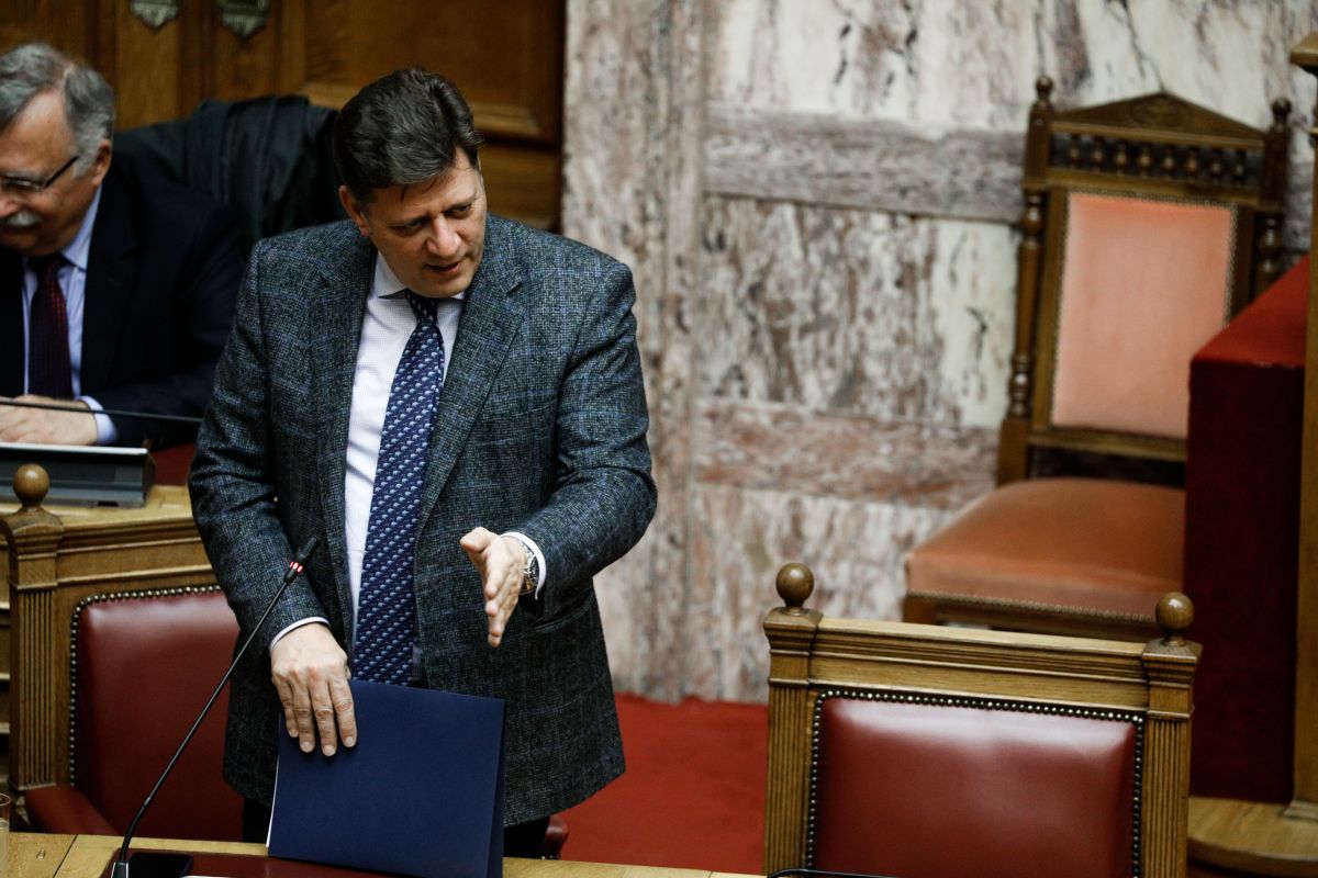 Βαρβιτσιώτης Τουρκία: Διάλογος δεν μπορεί να γίνει υπό την απειλή κανονιοφόρων
