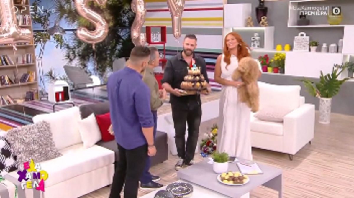 Σίσσυ Χρηστίδου: Πρεμιέρα για το “Έλα Χαμογέλα” – Η έκπληξη στην παρουσιάστρια