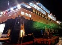 Λέσβος: Tο Blue Star Chios αποπλέει για το νησί – Θα φιλοξενήσει μετανάστες Λέσβος: Tο Blue Star Chios αποπλέει για το νησί – Θα φιλοξενήσει μετανάστες