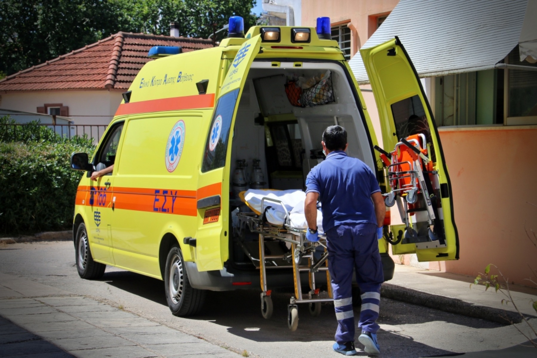 Πρέβεζα πυροβολισμοί: Αιματηρό επεισόδιο με τρεις τραυματίες