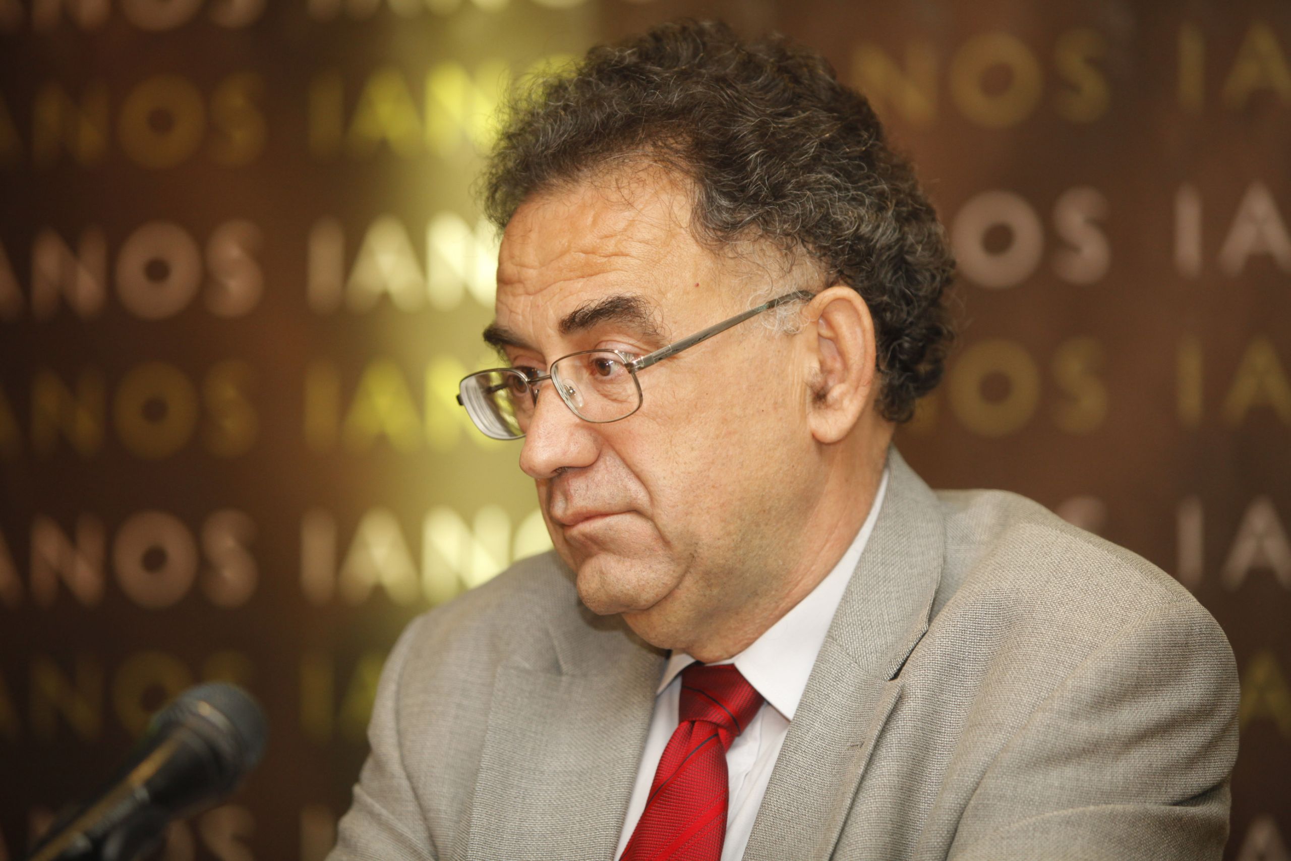 Δελαστίκ: Το αντίο του πολιτικού κόσμου στον δημοσιογράφο που έφυγε από τη ζωή