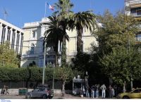 Τρομοκρατικές επιθέσεις στη Γαλλία: «Θωρακίζονται» οι γαλλικοί στόχοι στην Ελλάδα