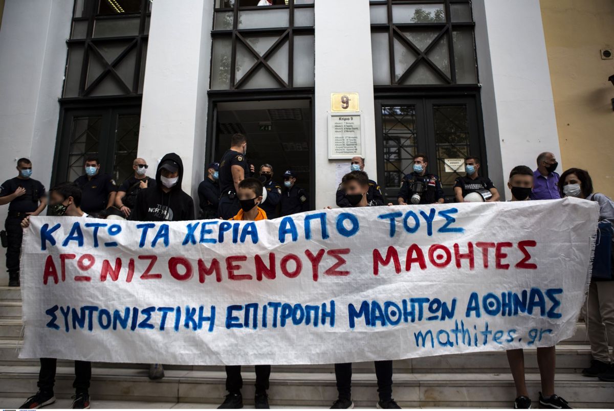14χρονος ΓΑΔΑ: Ελεύθερος ο ανήλικος και άλλοι τέσσερις που κρατούνταν