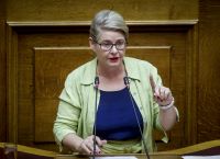 Διορισμός Ζαρούλια: Ανακλήθηκε με ΦΕΚ η τοποθέτησή της ως μετακλητής υπαλλήλου Διορισμός Ζαρούλια: Ανακλήθηκε με ΦΕΚ η τοποθέτησή της ως μετακλητής υπαλλήλου