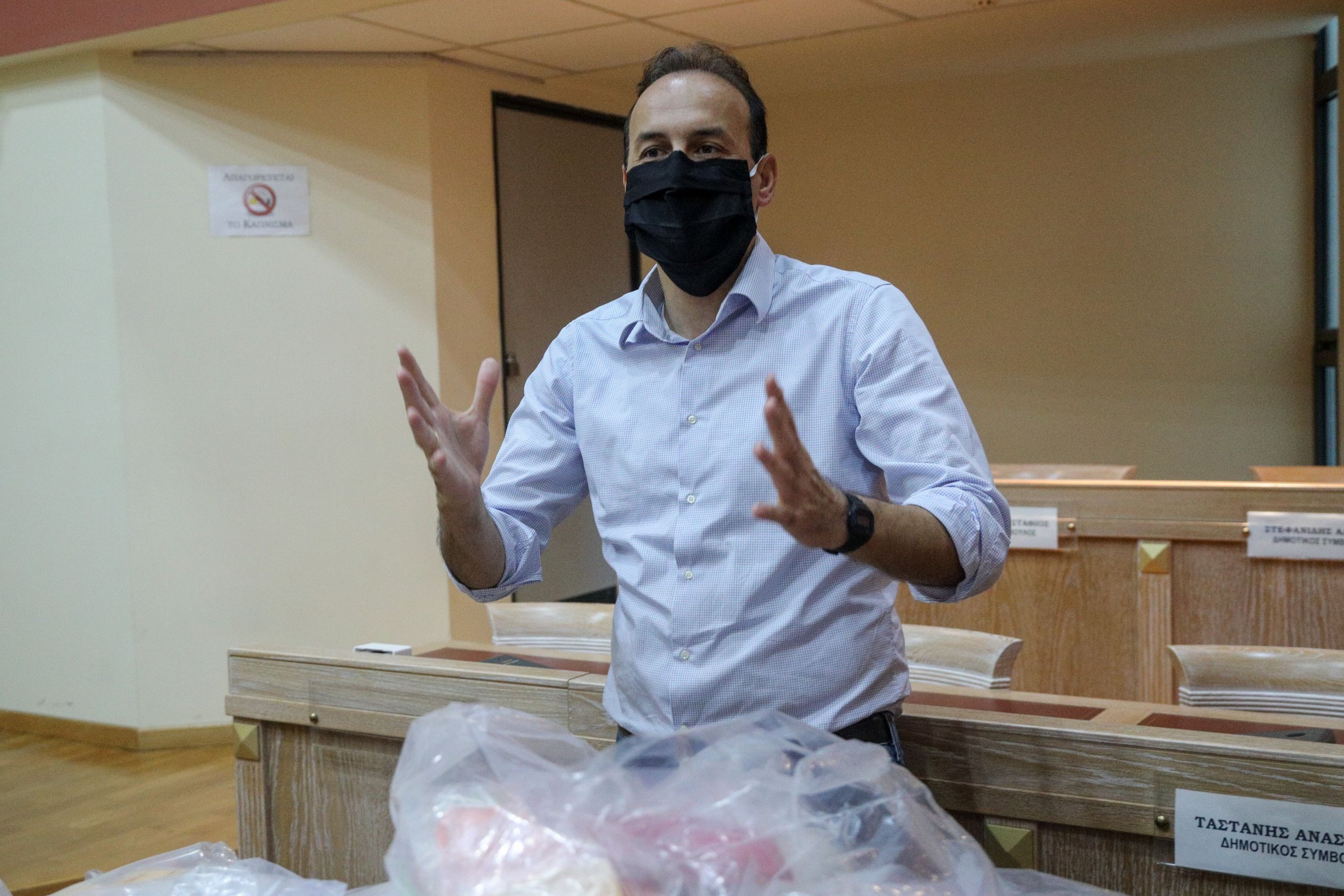Κορωνοϊός Γλυφάδα: Κρούσμα σε δημοτικό σχολείο – Η απίστευτη καταγγελία του δημάρχου