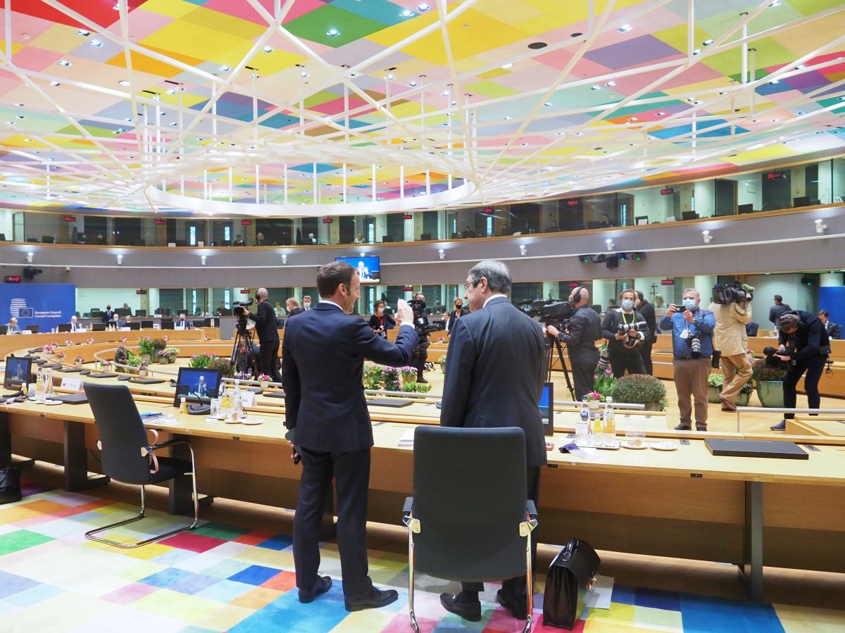 Σύνοδος Κορυφής: Αυτή είναι η αντιπρόταση που κατέθεσε η Αθήνα – Τρίτο προσχέδιο από τον Σαρλ Μισέλ