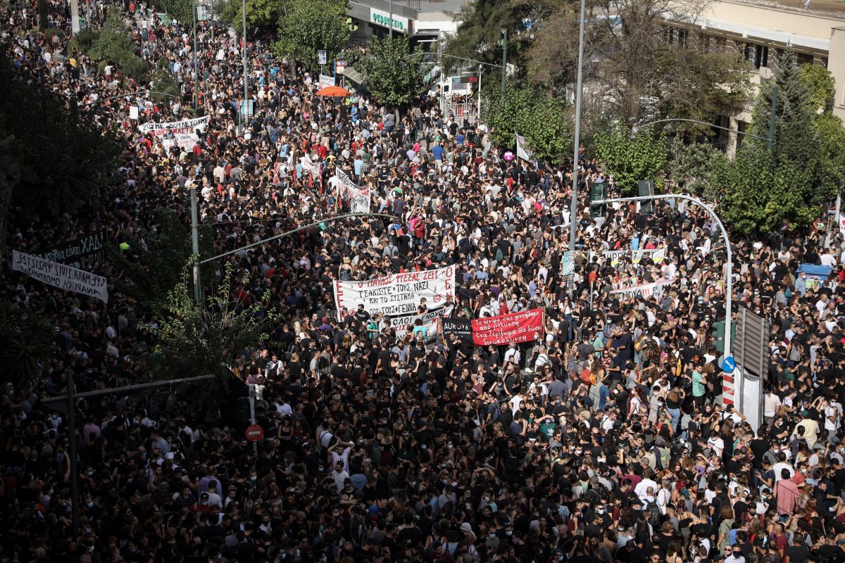 ΣΥΡΙΖΑ για Χρυσοχοΐδη: Διέλυσε μια ιστορική συγκέντρωση