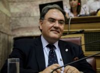 Σαρηγιάννης: Ο πατέρας του νοσηλεύεται με κορωνοϊό