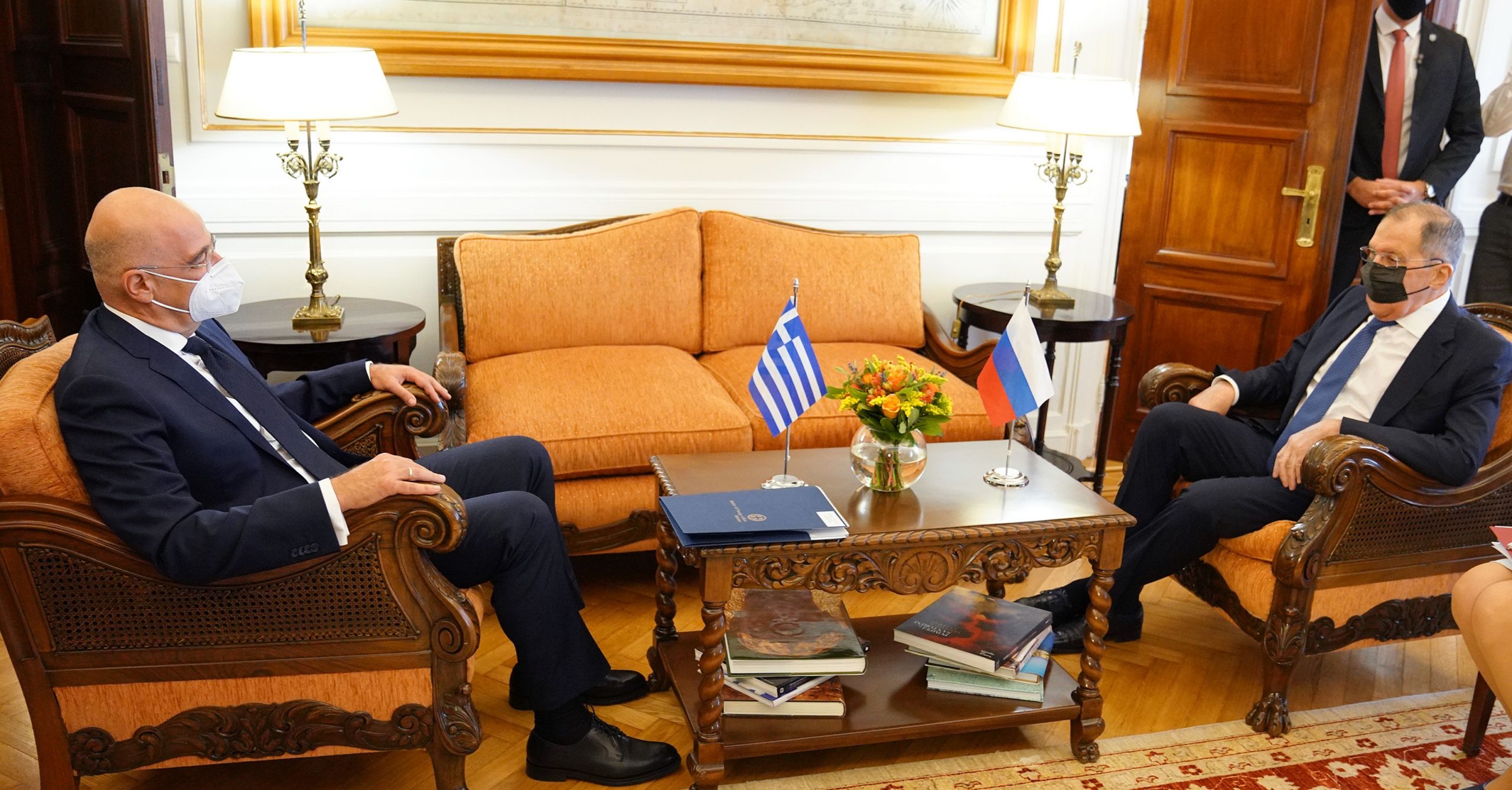 Δένδιας Λαβρόφ: «Η Τουρκία έχει μετατραπεί σε γραφείο ταξιδίων για τζιχαντιστές»