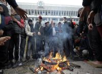 Κιργιστάν διαδηλώσεις: Σφοδρές συγκρούσεις διαδηλωτών με την Αστυνομία μετά τις εκλογές