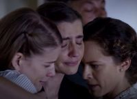 Άγριες Μέλισσες spoiler: Ανατρέπονται τα πάντα με αυτό το μυστικό που αποκαλύπτεται Άγριες Μέλισσες spoiler: Ανατρέπονται τα πάντα με αυτό το μυστικό που αποκαλύπτεται