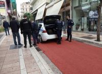 Αγρίνιο επίθεση: Άνδρας μαχαίρωσε 16χρονη και 39χρονη στο κέντρο της πόλης