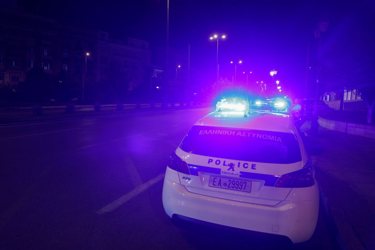 Έγκλημα Αγία Βαρβάρα: Γυναίκα βρέθηκε με μαχαιριές σε όλο της το σώμα στο σπίτι της
