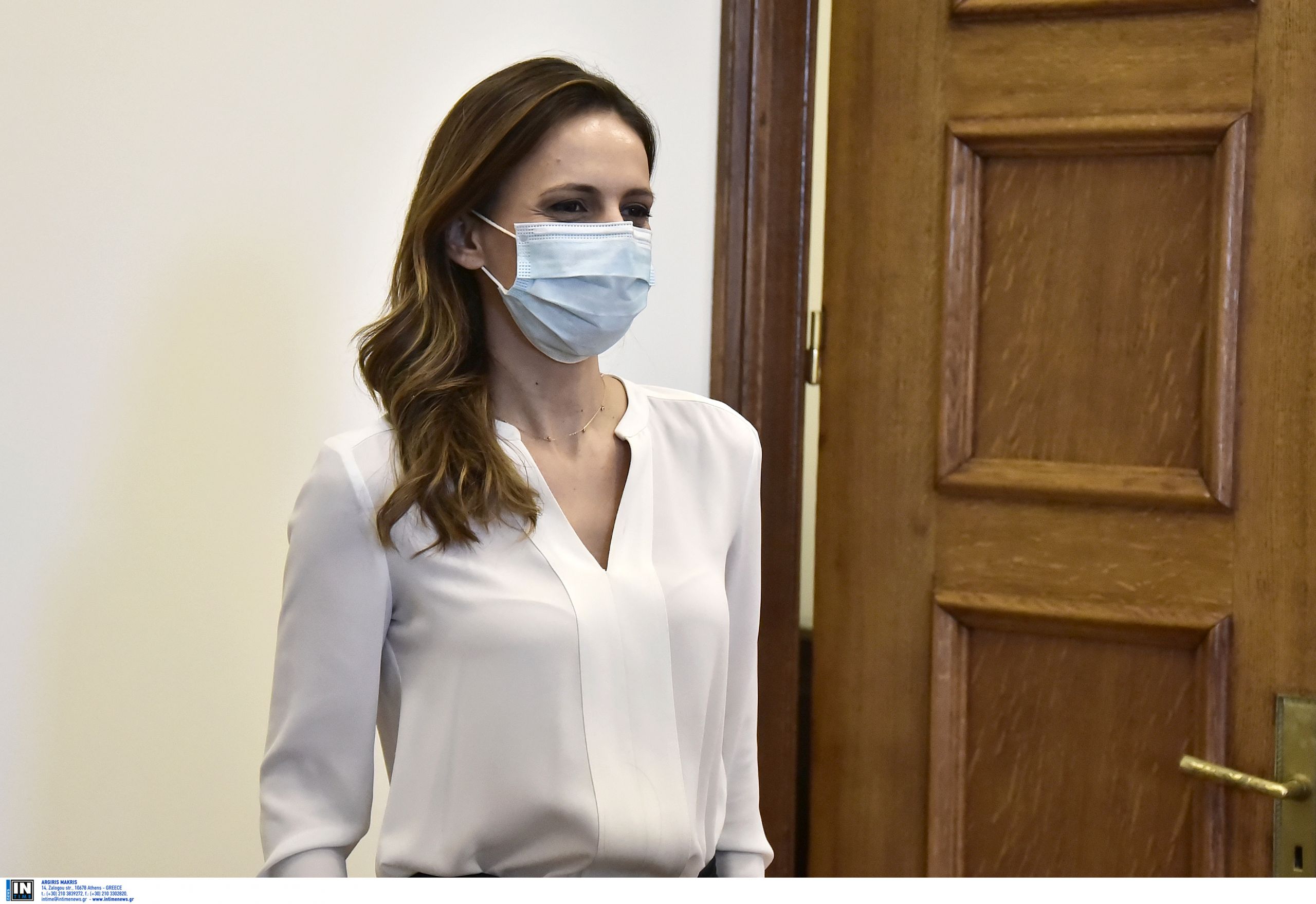 Έφη Αχτσιόγλου για νέα μέτρα: Αδιόρθωτη η κυβέρνηση για την οικονομική επιβίωση των πολιτών