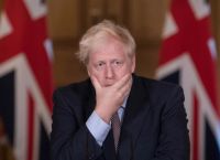 Βρετανία lockdown: «Καμπανάκι» για τις επόμενες εβδομάδες χτυπά ο Τζόνσον