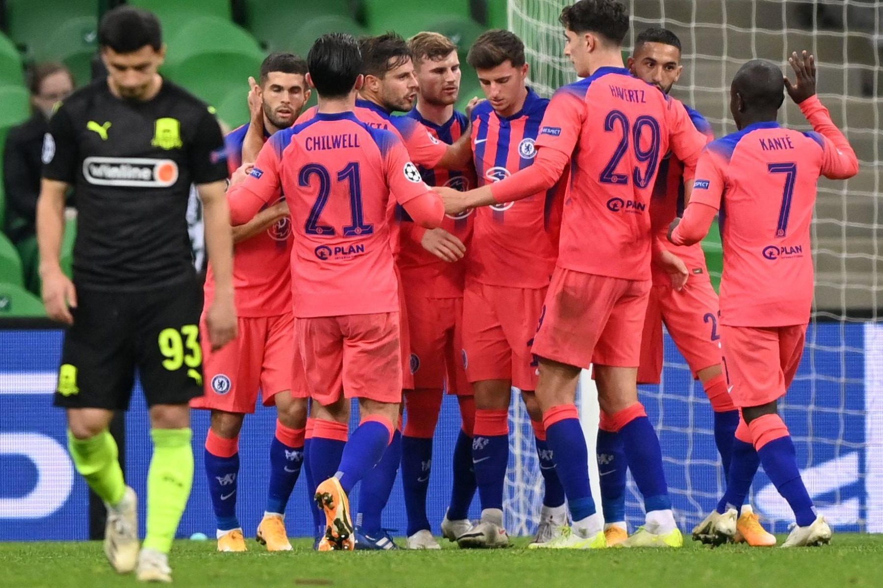 Champions League: «Αέρας» η Τσέλσι στη Ρωσία, νίκη με τον Κεν η Παρί