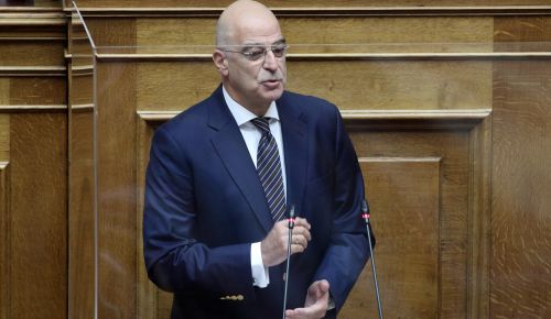 Νίκος Δένδιας στο Bloomberg: Η Ευρώπη να θέσει όρια στη συμπεριφορά της Τουρκίας