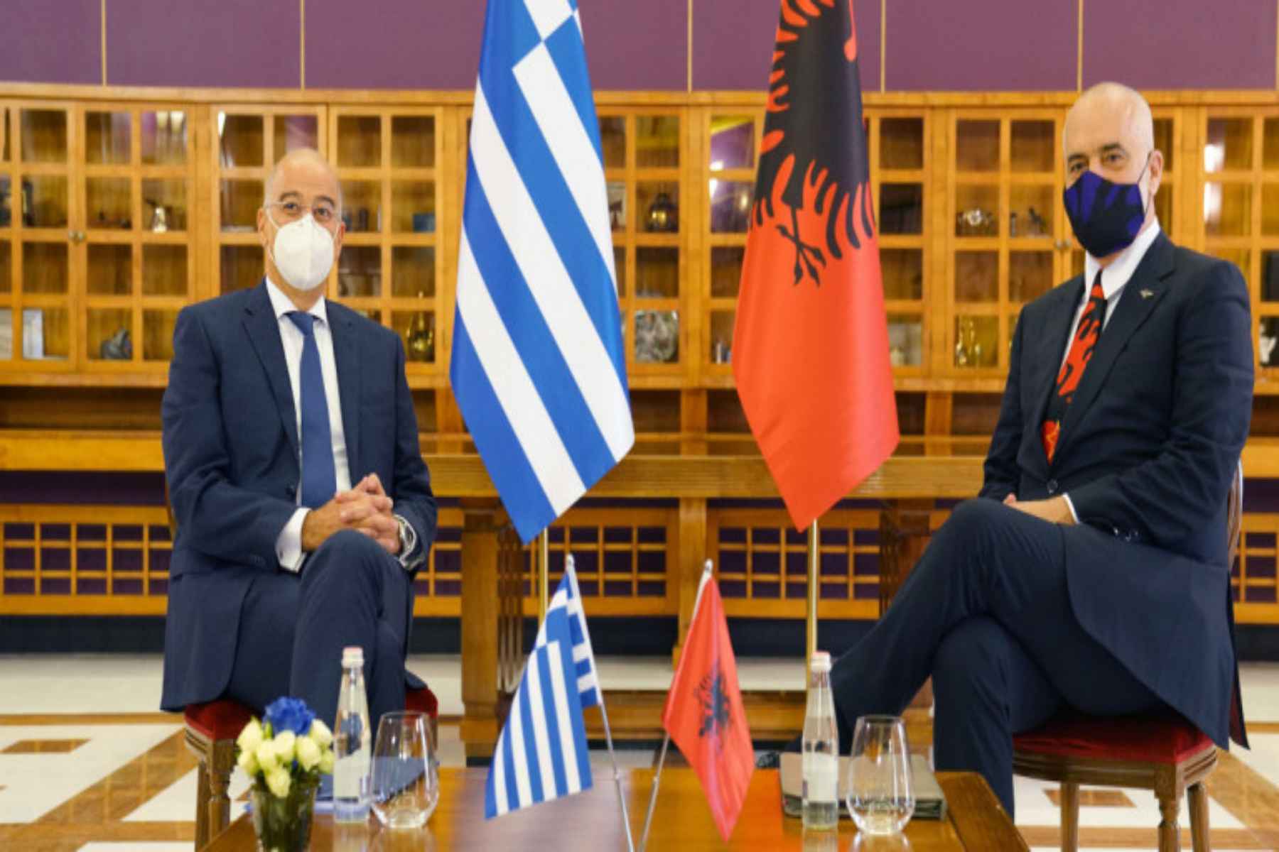 Συμφωνία Ελλάδας Αλβανίας: Προσφυγή στη Χάγη για τις θαλάσσιες ζώνες