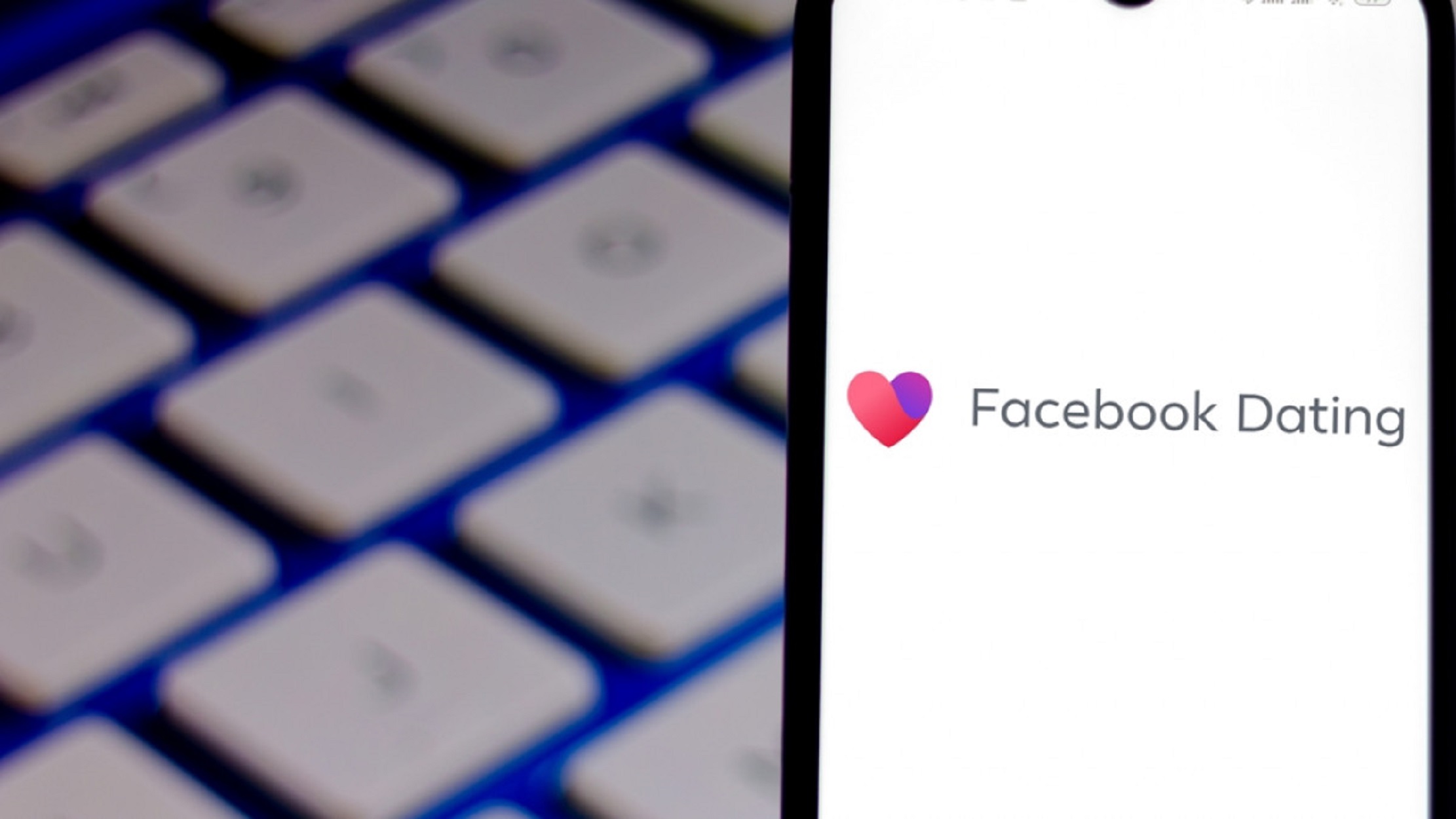 Facebook: Διαθέσιμη και στην Ελλάδα η υπηρεσία dating του