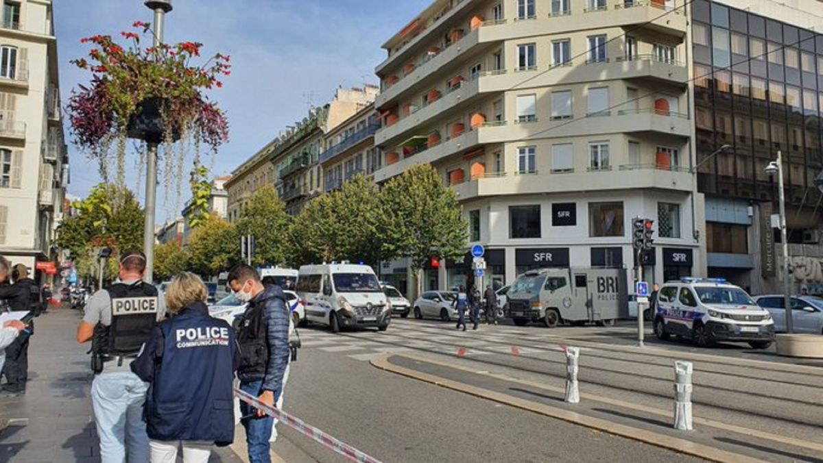 Γαλλία: Νέα επίθεση με μαχαίρι – Νεκρός ο δράστης
