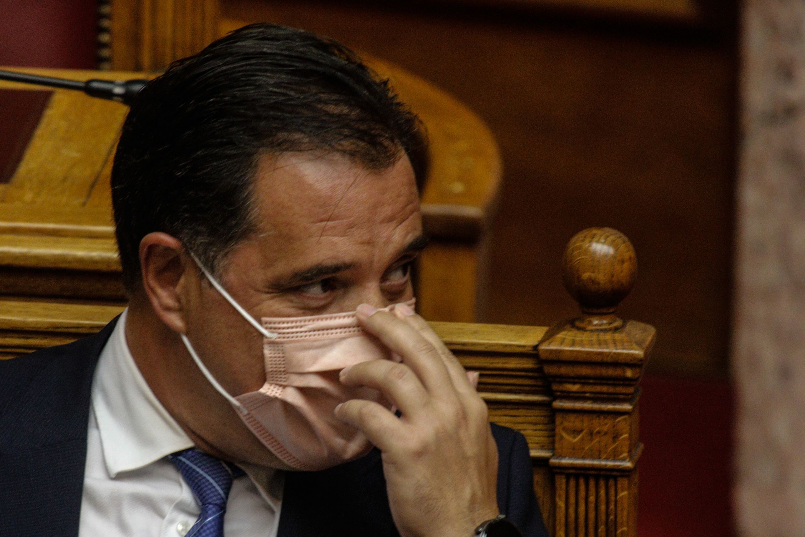 Άδωνις Γεωργιάδης: Απαντά στις αντιδράσεις για τη βάφτιση