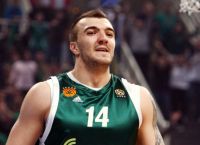 Πέκοβιτς κορωνοϊός: Μάχη να κρατηθεί στη ζωή δίνει ο Νίκολα Πέκοβιτς – Νοσηλεύεται στη ΜΕΘ Πέκοβιτς κορωνοϊός: Μάχη να κρατηθεί στη ζωή δίνει ο Νίκολα Πέκοβιτς – Νοσηλεύεται στη ΜΕΘ