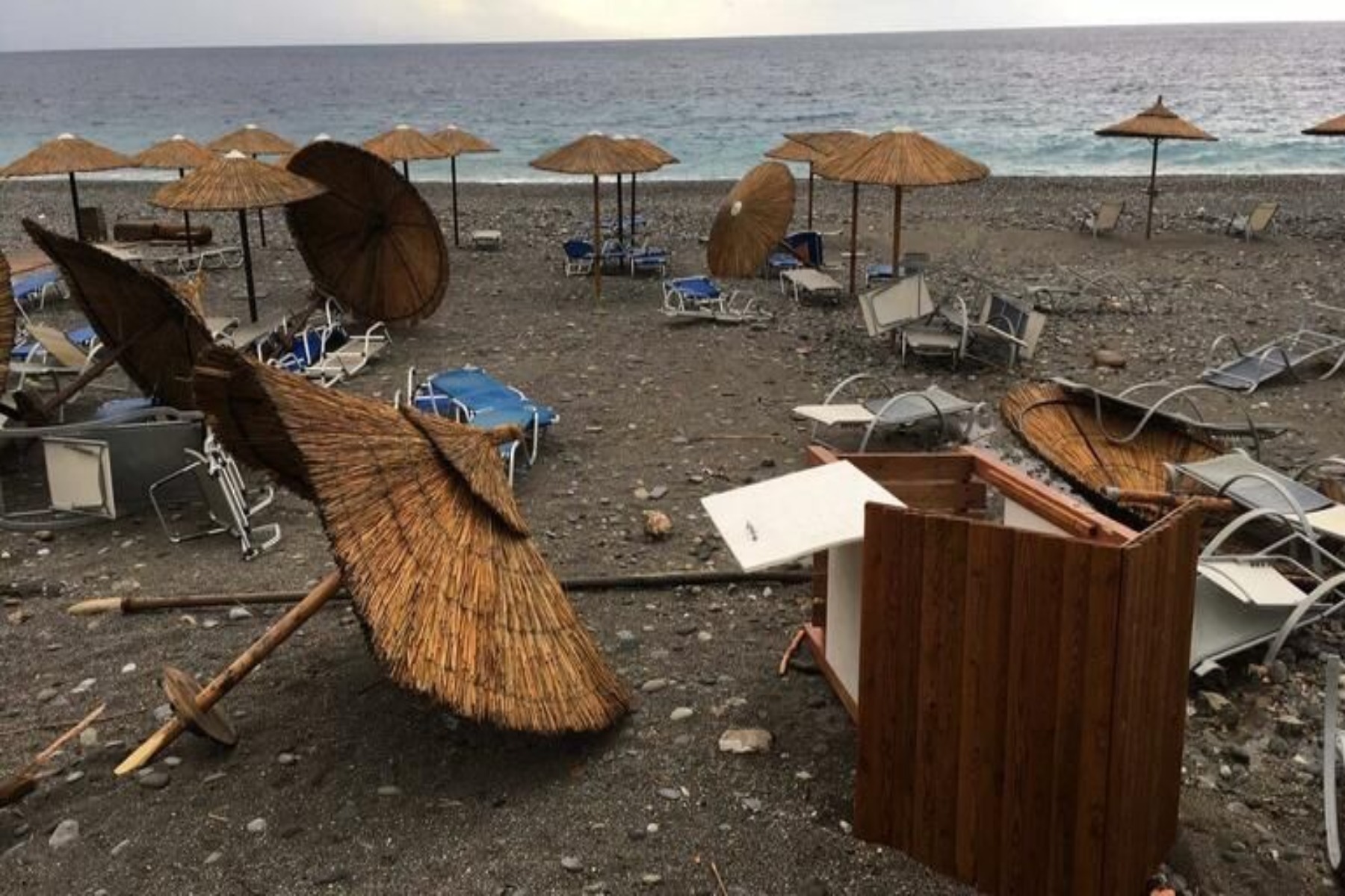 Κακοκαιρία Κίρκη: «Διέλυσε» τη Σούγια – Εικόνες καταστροφής