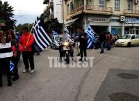 Παρέλαση 28 Οκτωβρίου Πάτρα: Tα έβαλαν με τους αστυνομικούς προκειμένου να παρελάσουν [pic+vid]