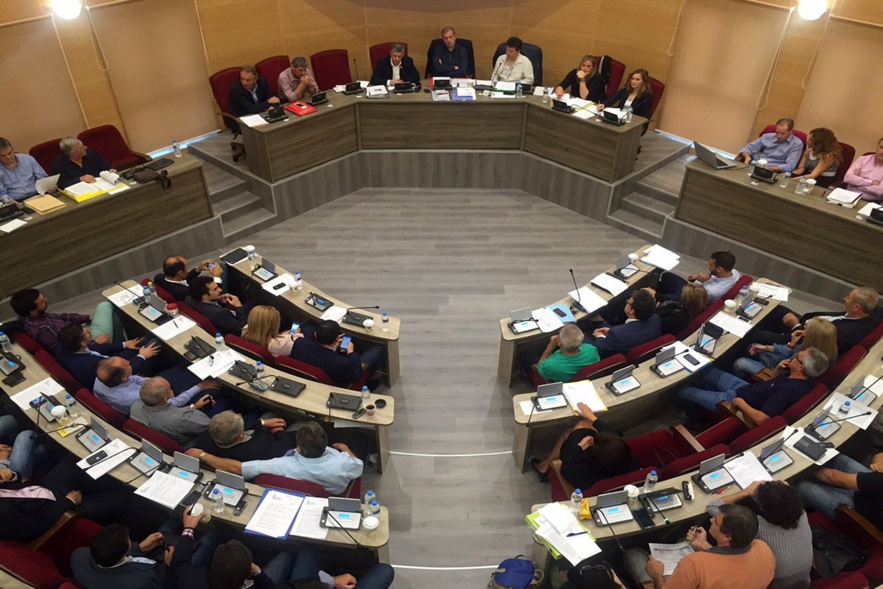 Χρυσή Αυγή Θεσσαλία: «Να αποκλειστεί από το Περιφερειακό Συμβούλιο» ζητά η Λαϊκή Συσπείρωση