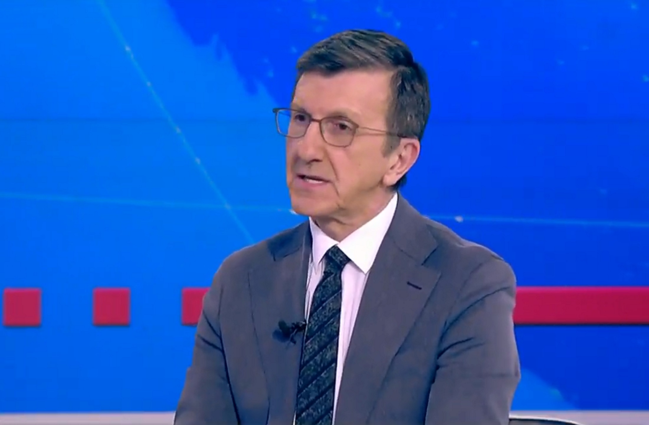 Άρης Πορτοσάλτε: Επίθεση με τρικάκια στο σπίτι του δημοσιογράφου