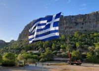28η Οκτωβρίου Καστελόριζο: Υψώθηκε η μεγαλύτερη ελληνική σημαία του κόσμου