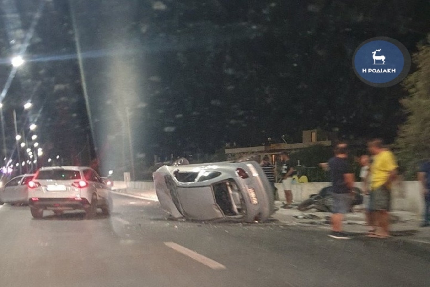 Νεκρός 43χρονος στη Ρόδο που πήγε να βοηθήσει σε τροχαίο και παρασύρθηκε από αυτοκίνητο