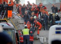 Τουρκία σεισμός: Τρίχρονο κοριτσάκι διασώθηκε από τα ερείπια