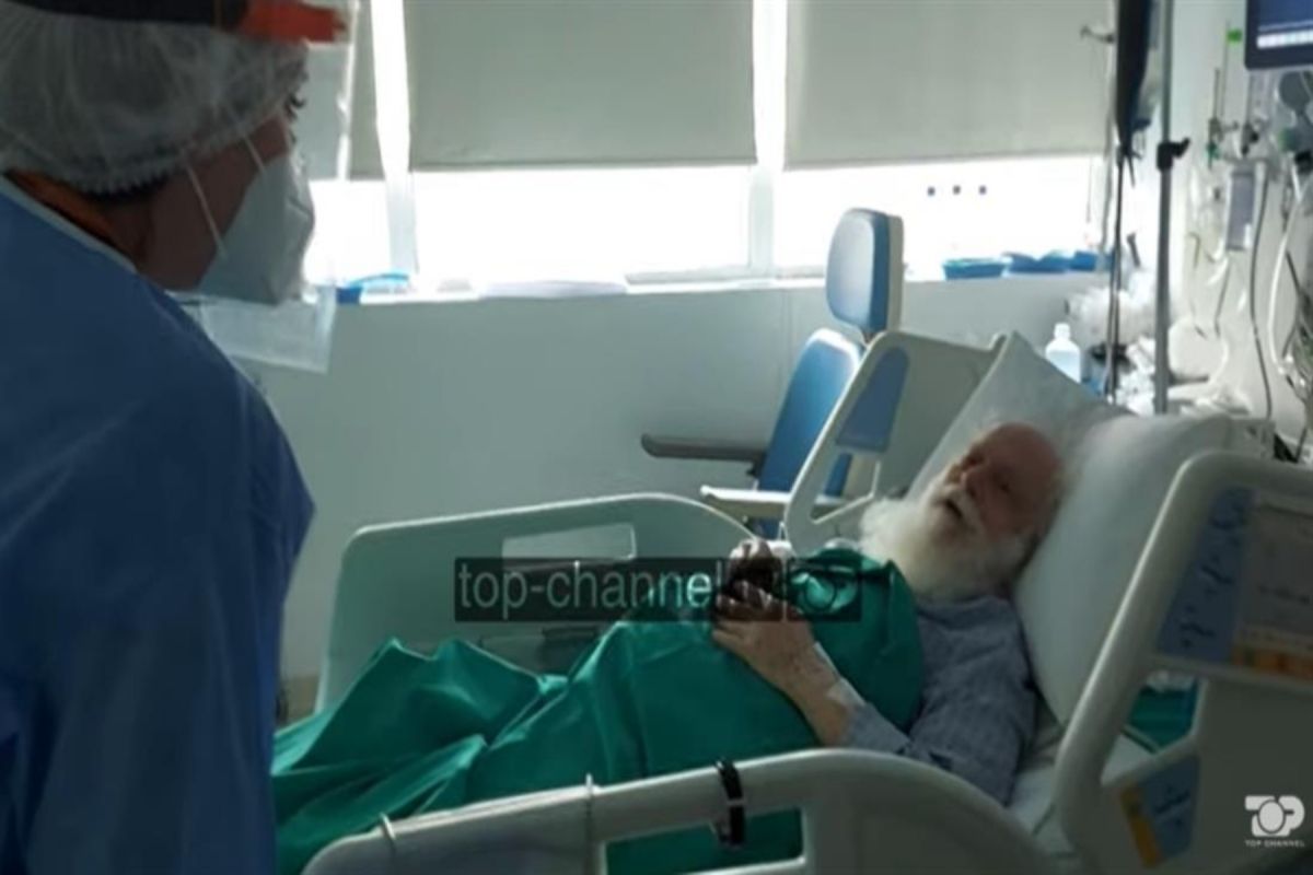 Αρχιεπίσκοπος Αναστάσιος: Συγκλονιστικό βίντεο μέσα στην Εντατική του «Ευαγγελισμού»