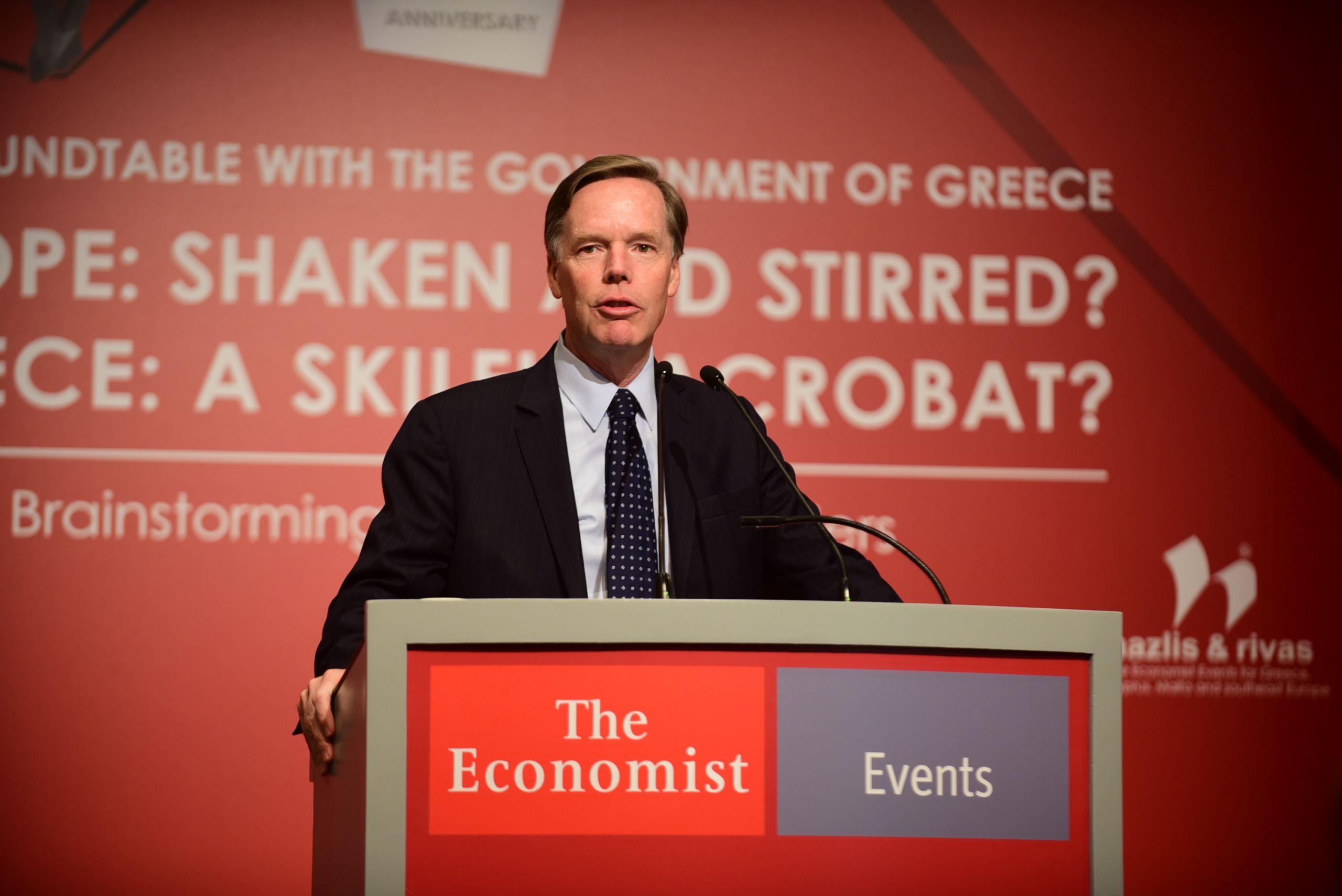 Τζο Μπάιντεν: «Είναι η μόνη επιλογή για τους Αμερικανούς» λέει ο Νίκολας Μπερνς