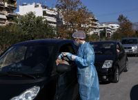 Drive through tests: Τα αποτελέσματα της Πέμπτης – Πού εντοπίστηκαν τα κρούσματα
