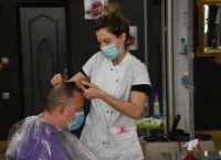 Εκτάκτως ανοιχτά τα κομμωτήρια το Σαββατοκύριακο