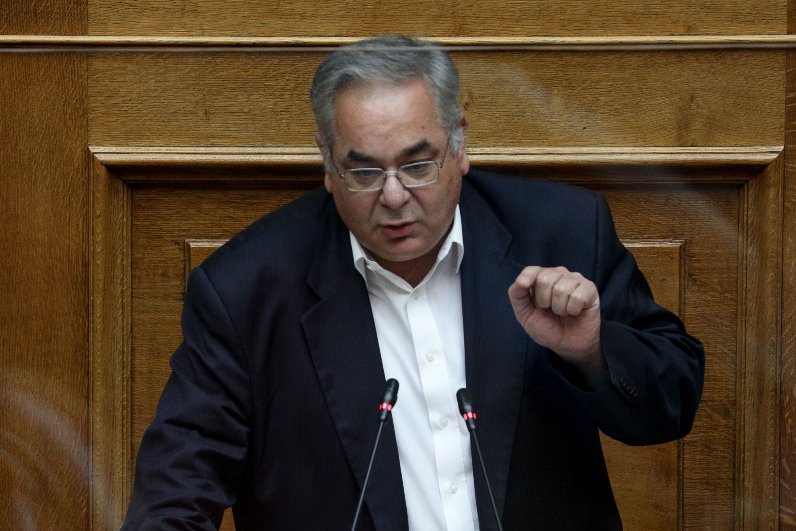 Γιώργος Λαμπρούλης κορωνοϊός: Ο Αντιπρόεδρος της Βουλής ζήτησε απαλλαγή για να πάει ως γιατρός στη Λάρισα