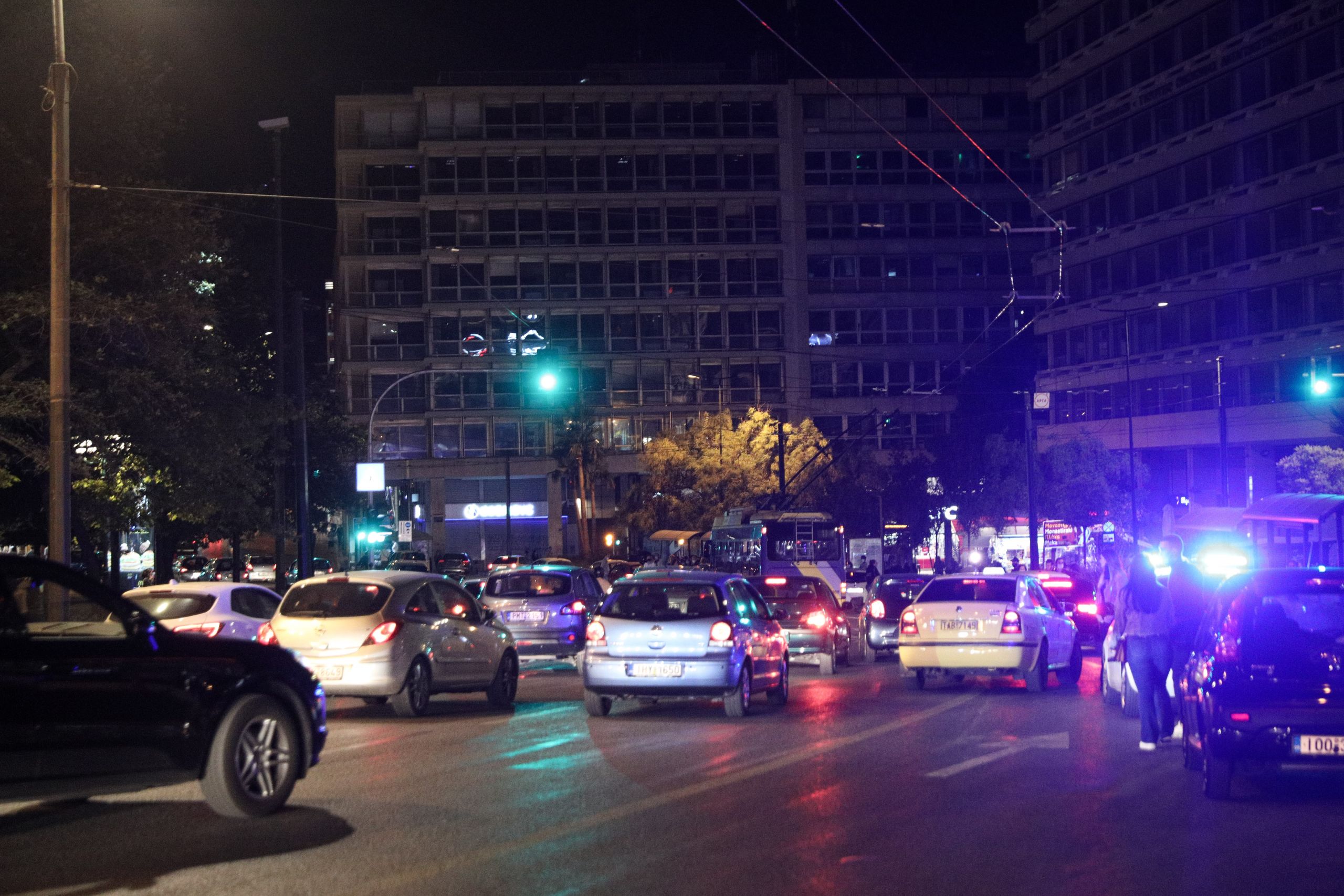 Lockdown: Χάος στους δρόμους – Φεύγουν εκτός πρωτεύουσας
