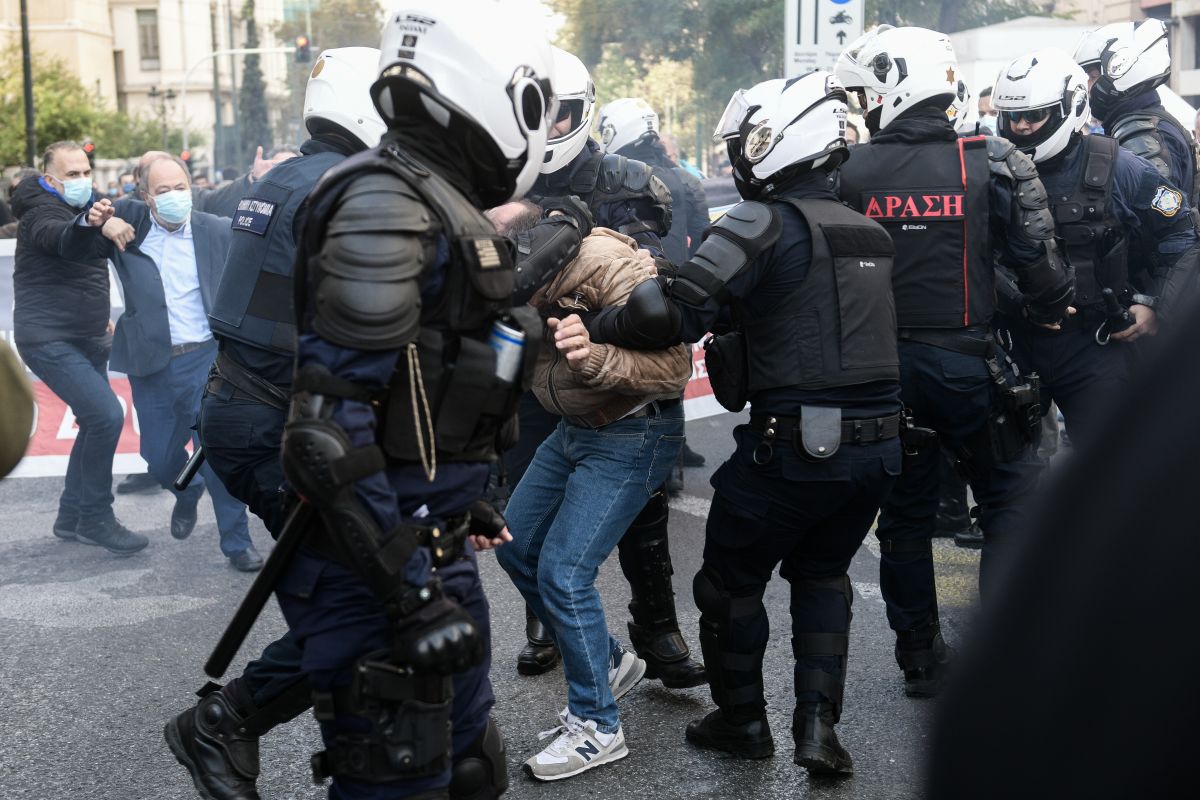 Ένταση με τα μέλη του ΚΚΕ στο κέντρο της Αθήνας
