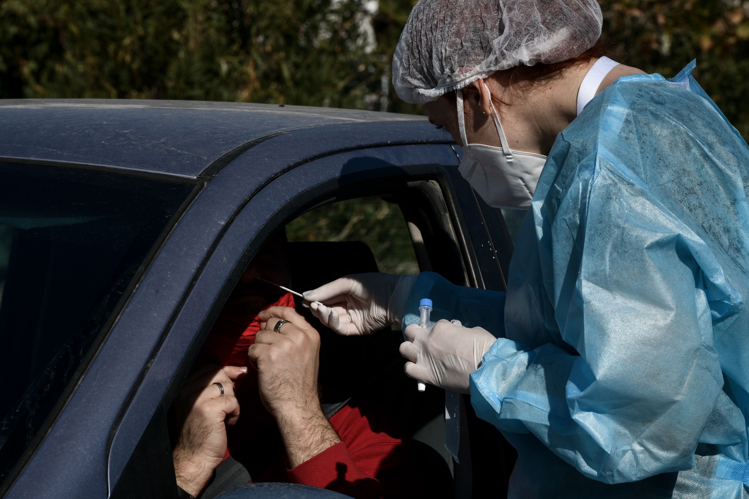 Κορωνοϊός rapid tests: Τι έδειξαν οι έλεγχοι του ΕΟΔΥ το τριήμερο που πέρασε