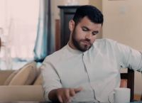 8 Λέξεις επεισόδια: Τι θα δούμε σήμερα Πέμπτη 10/12 – Ο Έκτορας ερευνά το παρελθόν του Αιμίλιου