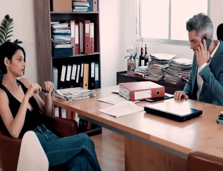 8 Λέξεις επεισόδια: Τι θα δούμε σήμερα Πέμπτη 21/01 – Ο Έκτορας μαθαίνει κάτι ύποπτο για τον Γεωργέα