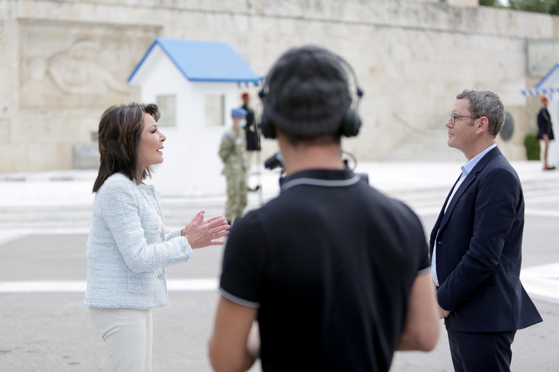 Γιάννα Αγγελοπούλου France 3: «Βλέπω τα 200 χρόνια της σύγχρονης Ελλάδας, αλλά βλέπω και το μέλλον της»